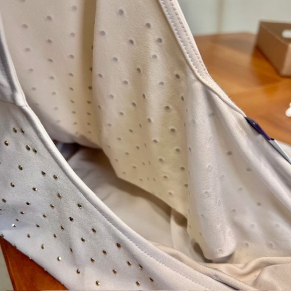 Jennifer Lopez Gold Rhinestone Shoulder Top, Jennifer Lopez Tops, JLO Clothing - Picture 13 of 13